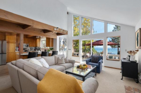 Waves End Lakefront - 3BR Tahoe Vista w Private Sandy Beach, Walk to Town!